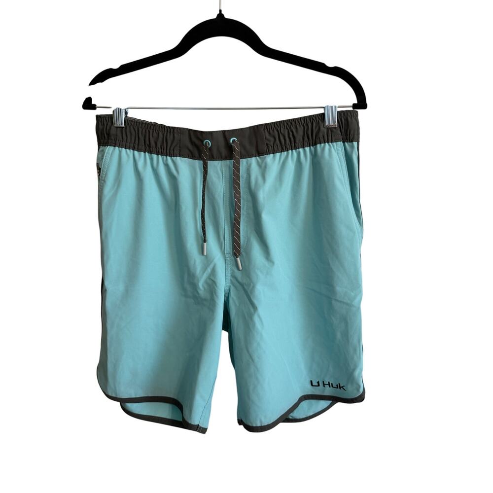 Huk Fishing Pursuit Board Shorts Men’s Sz M Teal Blue Hybrid Shorts Great!